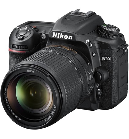 Nikon D7500 kit 18-140mm 